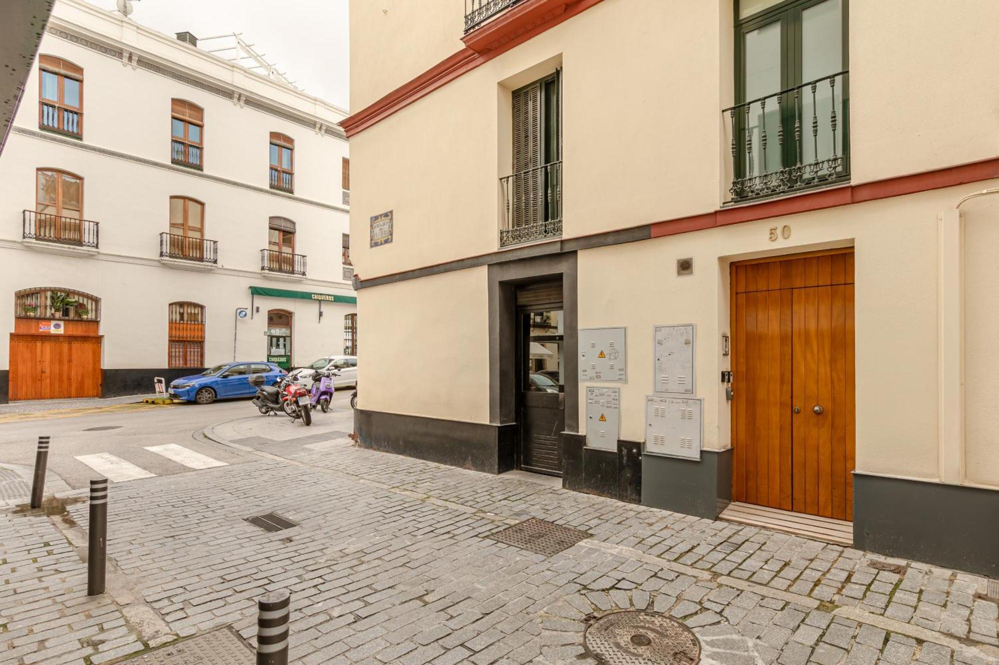 Green-Apartments Maestranza Seville Exterior photo